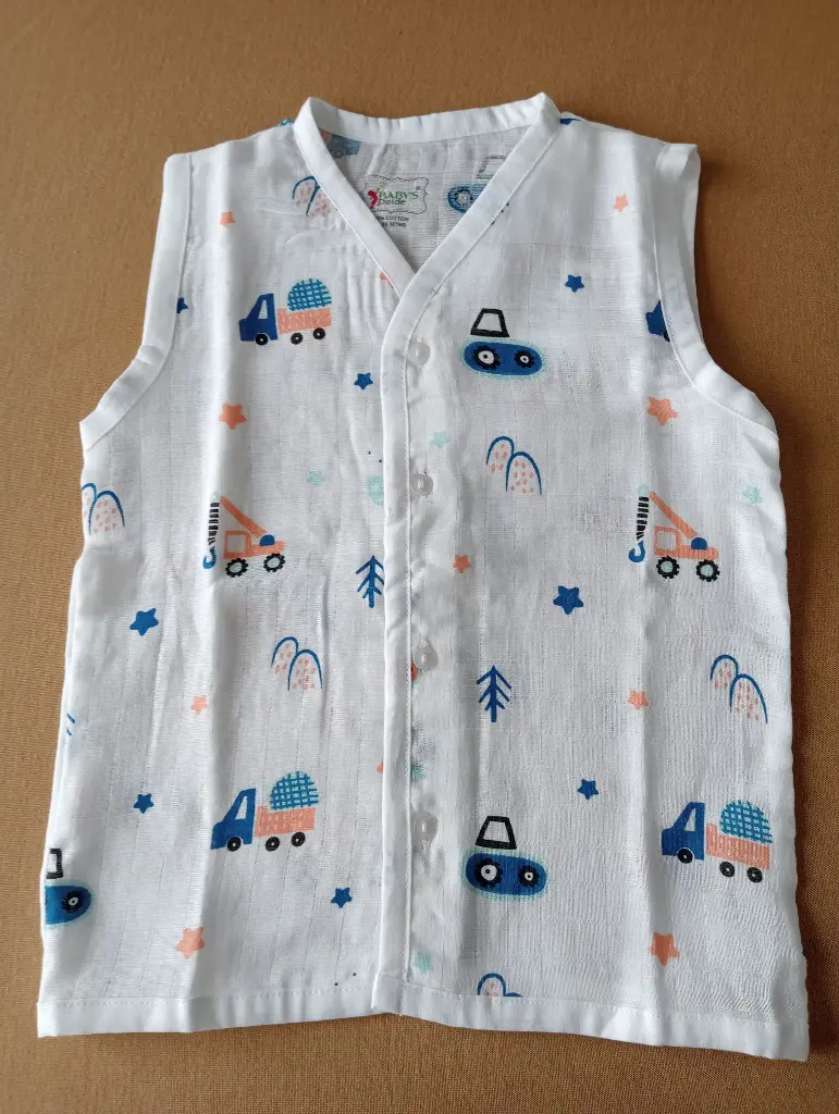 100% Cotton Muslin Fabric (Cranes Print)